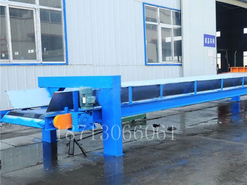 皮帶輸送機(jī)